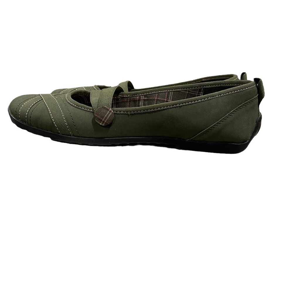 PRIVO by CLARKS Breast Cancer Awareness Shoes - Picture 5 of 9